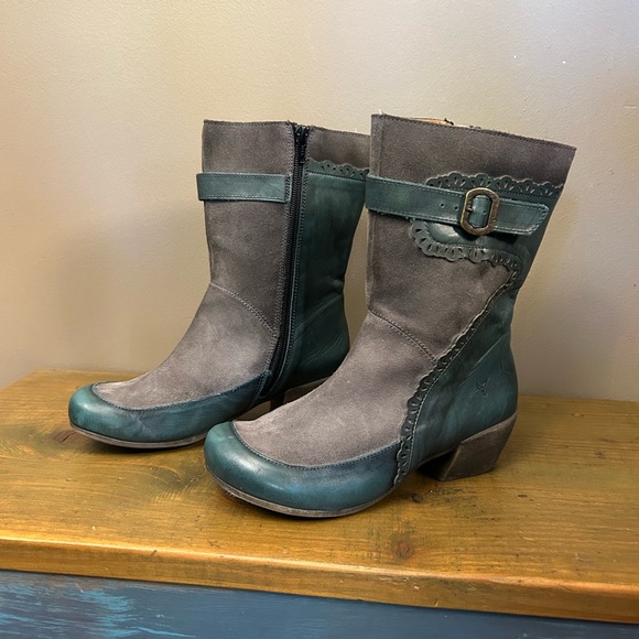 Porto-fino Boots. Teal Leather  & Grey Suede, Tan Inside. - Picture 2 of 9